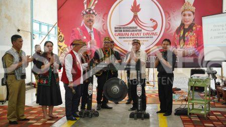 Seminar Dan Beraump Raya Gawai Adat Dayak Resmi Dibuka