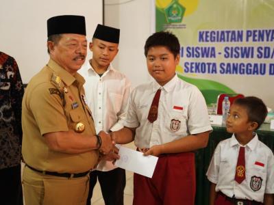 167 Pelajar Terima Beasiswa BAZNAS Sanggau, Bupati Sanggau Apresiasi Program Tepat Sasaran