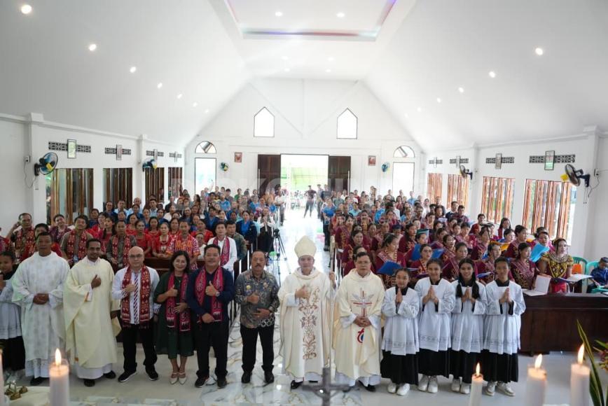 Peresmian Gereja Katolik Stefanus Martir Sebandang Desa Lumut, Ini Pesan Bupati Sanggau