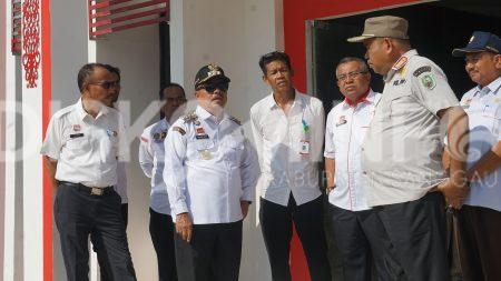 Bupati Sanggau Tinjau Galeri Prestasi Sabang Merah Sebagai Wadah Kreativitas Generasi Muda