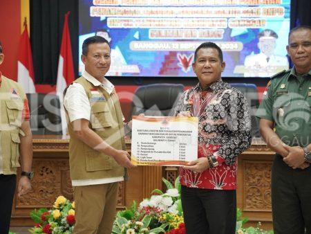 Pemkab Sanggau Terima Bantuan Penanganan Banjir dari BNPB