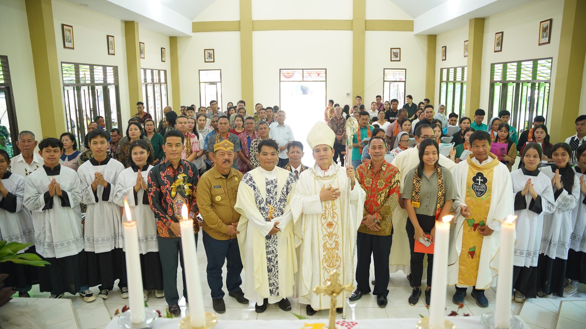Bupati Sanggau Resmikan Gereja Katolik Santo Fransiskus Asisi Telabang