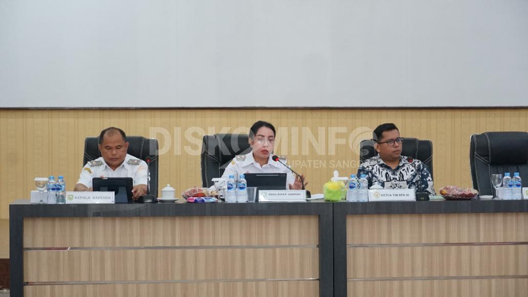 Rapat Evaluasi PAD Semester II, Wakil Bupati Tekankan Optimalisasi Pendapatan Daerah