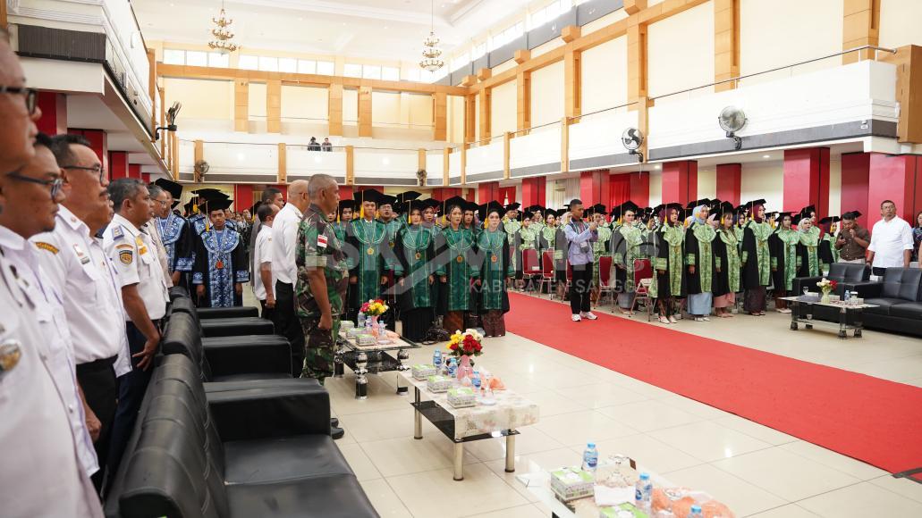 Bupati Sanggau : Lulusan PSDKU Politeknik Negeri Pontianak di Kabupaten Sanggau Adalah Aset Masa Depan