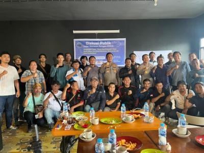 Kadis Kominfo Sanggau Menghadiri Diskusi Publik Ikatan Wartawan Sanggau