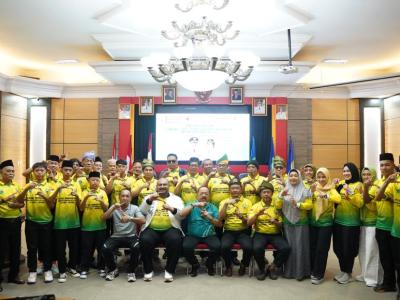 Bupati Sanggau Lepas Kontingen MABM Ikuti Dzikir Duduk Peringkat Dan Festival Marhaban Borneo