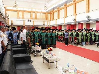 Bupati Sanggau : Lulusan PSDKU Politeknik Negeri Pontianak di Kabupaten Sanggau Adalah Aset Masa Depan