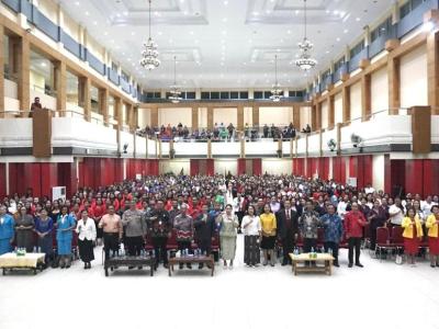 Wakil Bupati Sanggau Buka PERWAPIN ke -9