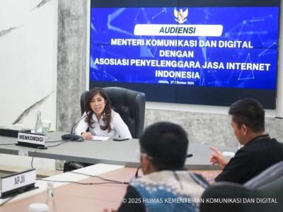 Menkomdigi Minta ISP Sediakan Akses Internet Terjangkau