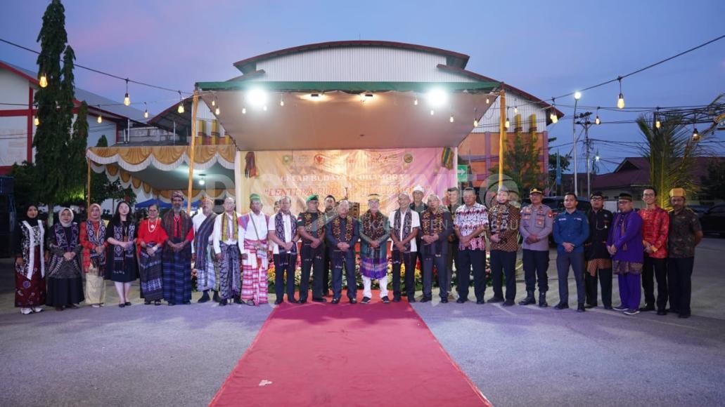 Buka Gelar Budaya Flobamora 2025 : Bupati Sanggau Upaya menjaga kebudayaan