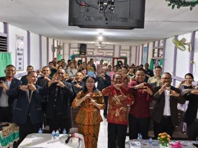 Wakil Bupati Sanggau Hadiri Natal Bersama PPHTGD di GSJA Anugerah Batang Tarang Kecamatan Balai