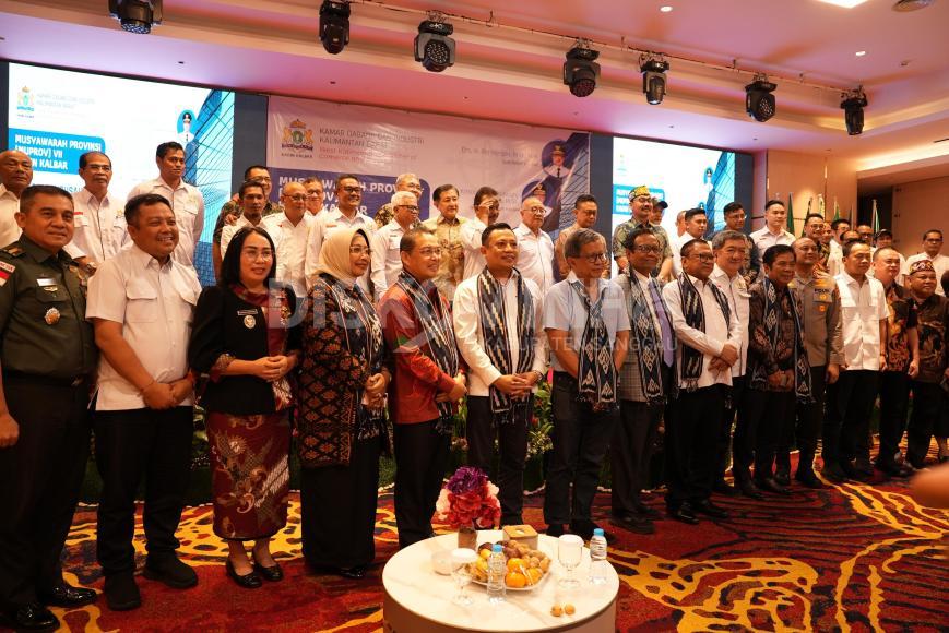 Wakil Bupati Sanggau Menghadiri Musprov VII Kadin Kalbar, Dorong Sinergi Perkuat UMKM