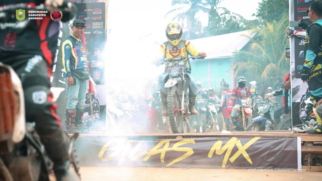 Wabup Sanggau Hadiri Terabas Jelajah Alam Macan’t Dohik Buko’k Gilas MX di Parindu