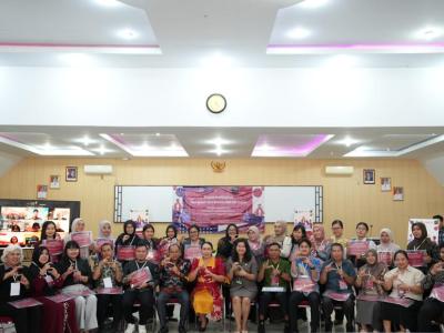 Wakil Bupati Tutup Program Pelatihan Guru Bahasa Inggris di Sanggau