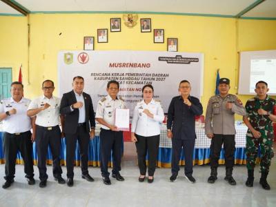 Wabup Sanggau Tekankan Pembangunan Berkeadilan Saat Buka Musrenbang RKPD 2027 di Kecamatan Noyan