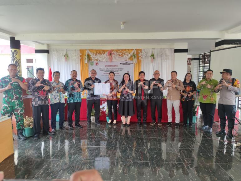 Wabup Sanggau Dorong Perencanaan Partisipatif dan Inovatif di Musrenbang RKPD 2027 Kecamatan Jangkang