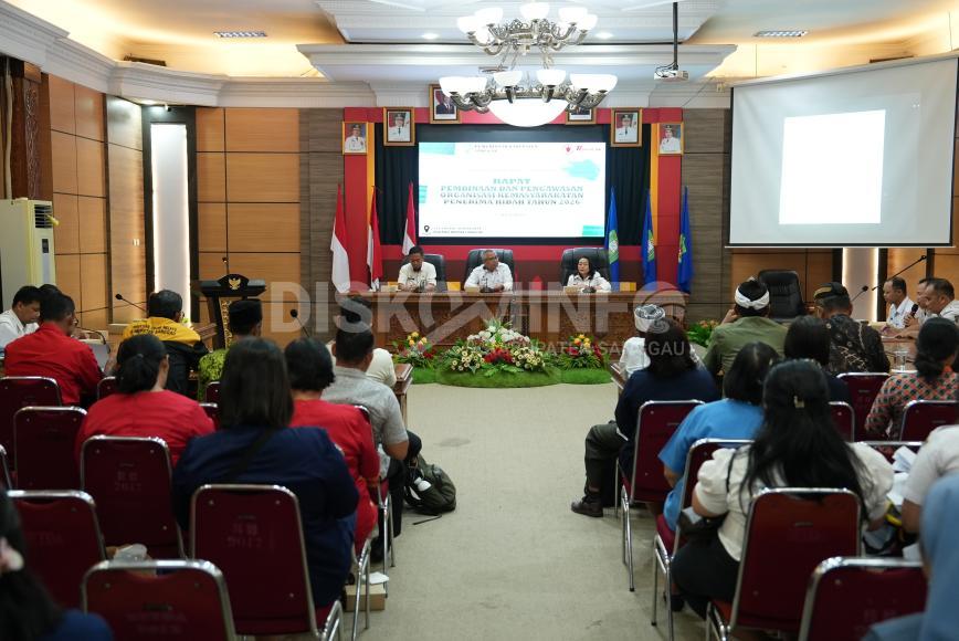 Sekda Sanggau Buka Rapat Pembinaan dan Pengawasan Ormas Penerima Hibah 2026