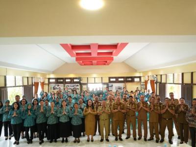 Wakil Bupati Sanggau Hadiri Arisan dan Halal Bihalal TP PKK se-Kabupaten Sanggau