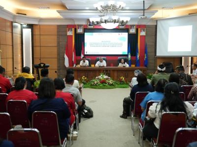 Sekda Sanggau Buka Rapat Pembinaan dan Pengawasan Ormas Penerima Hibah 2026