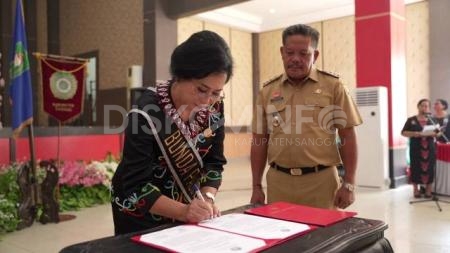 Pengukuhan Bunda PAUD dan Bunda Literasi Kecamatan Bonti dan Kecamatan Toba