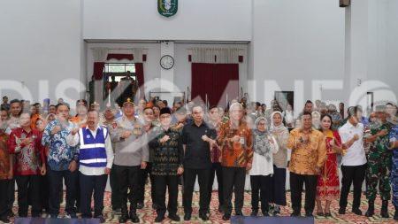 Wabup Sanggau Hadiri Rakor Karhutla di Kalbar, Minta Bantuan Water Bombing