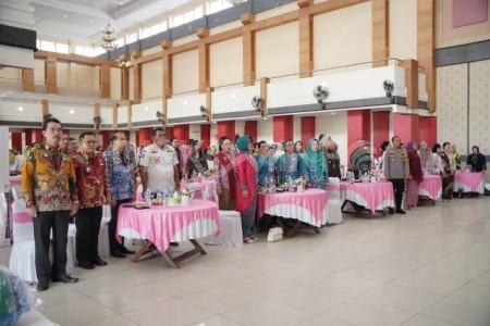 Hadiri Peringatan Hari Ibu ke-95 Tahun 2023, Ini Pesan Plt. Bupati Sanggau