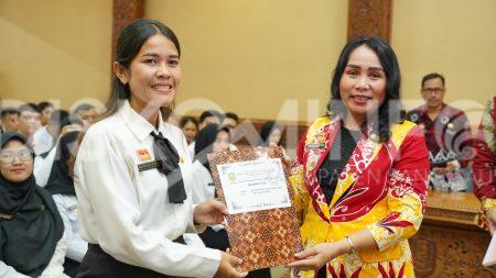 285 CPNS Kabupaten Sanggau Terima SK Pengangkatan