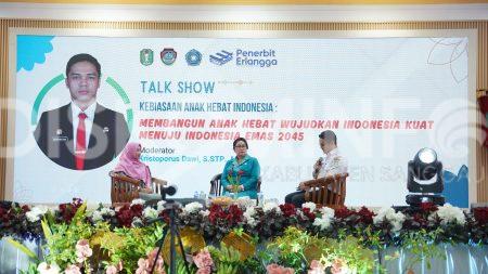 Ketua TP PKK Kabupaten Sanggau : Dorong PKK Sanggau Wujudkan Anak Hebat dan Keluarga Sejahtera