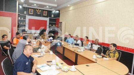 PJ Sekda Pimpin Rapat Evaluasi PPID Sanggau: Dorong Peningkatan Koordinasi dan Kualitas Keterbukaan Informasi